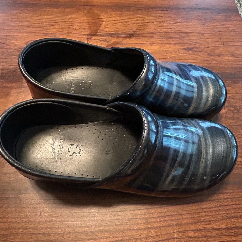 Dansko Black and Blue clogs